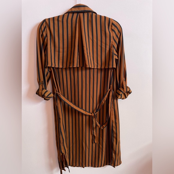 Striped Duster - Picture 3 of 9